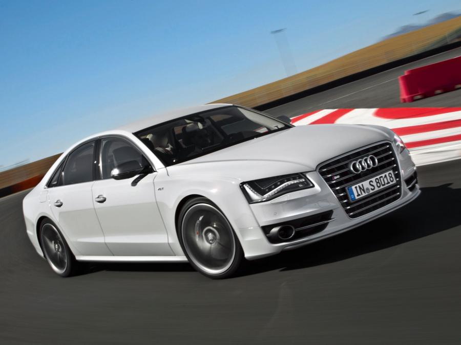  Audi S8 (D4) 2012 года  (WW) (фото 56 из 59)
